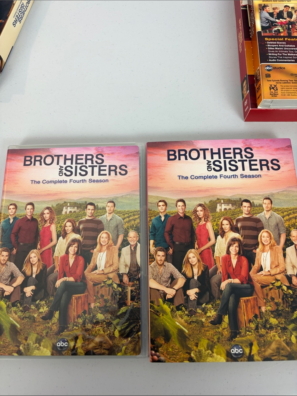 Brothers & Sisters Complete Series Seasons 1-5 DVD Lot ABC Sally Field - Picture 8 of 10